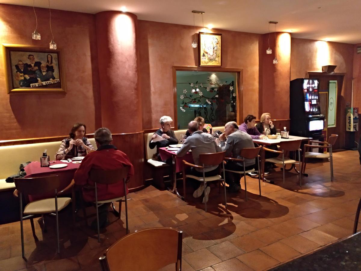 Hotel Rural Carlos I Garganta la Olla Exteriör bild